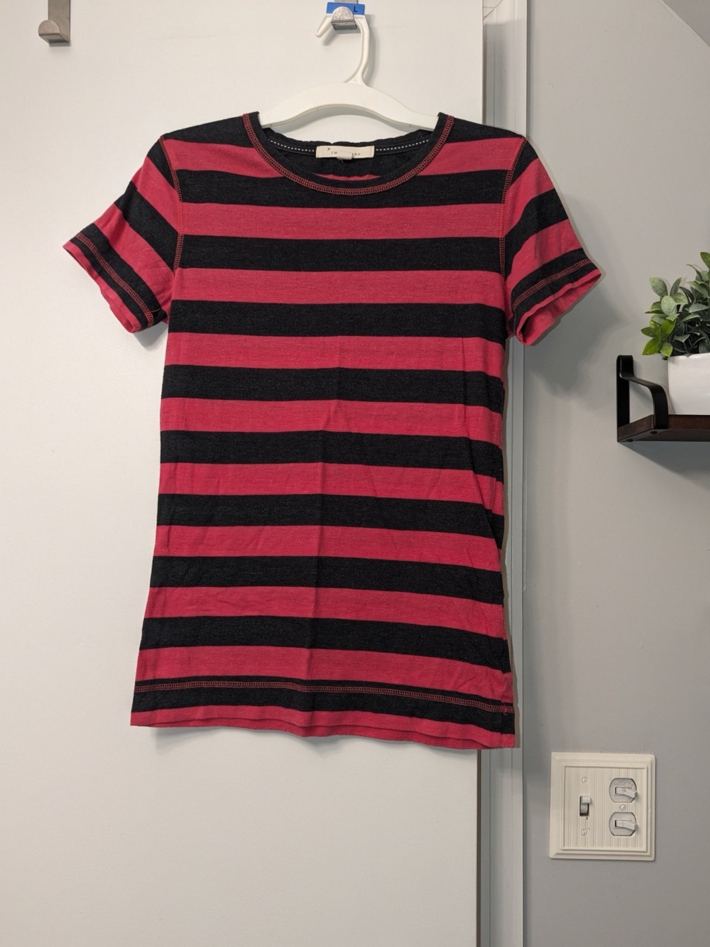 3/$12 Forever 21 Pink & Gray Striped Top